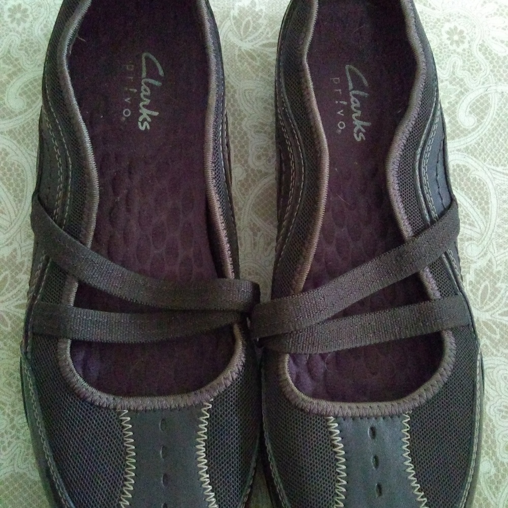 Clarks price suede and leather slip ons